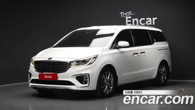 Kia Canival 2019 — photo 1