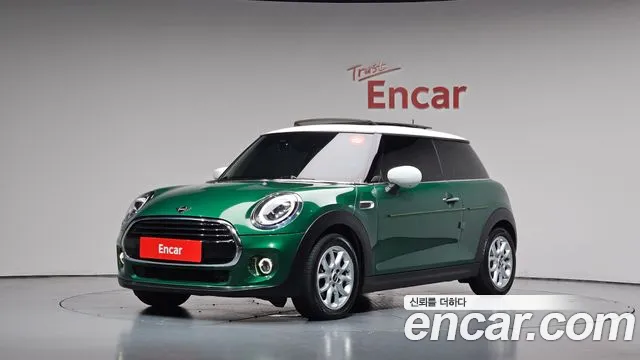 Mini Cooper 2020 — photo 1
