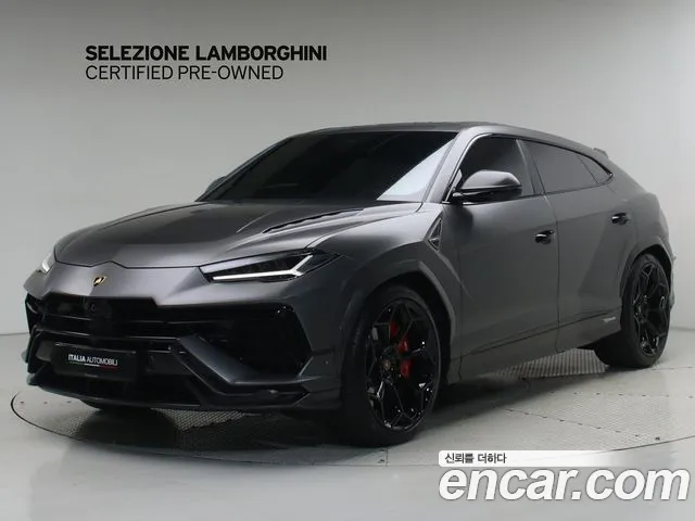 Lamborghini Urus 2024 — photo 1