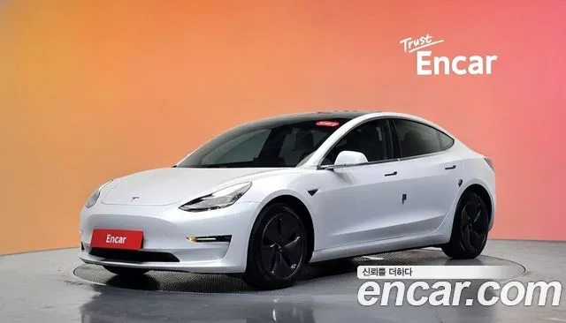 Tesla Model 3 2020 — photo 1
