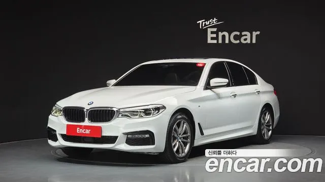 BMW 5-Series 2017 — photo 1