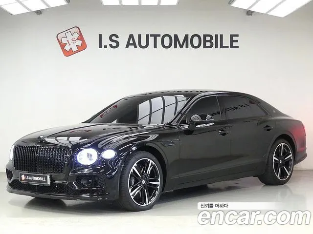 Bentley Flying Spur 2020 — photo 1