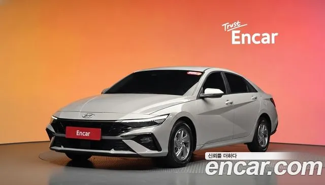 Hyundai AVANTE 2024 — photo 1