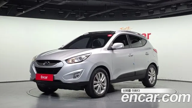 Hyundai Tucson 2012 — photo 1