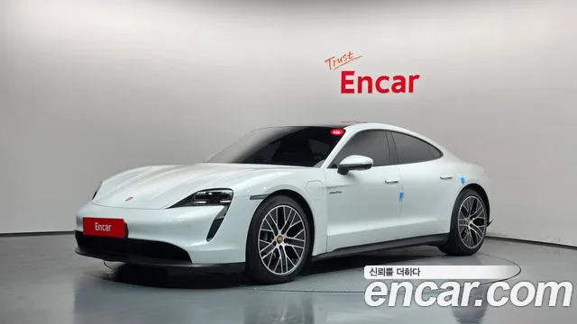 Porsche Taycan 2023 — photo 1