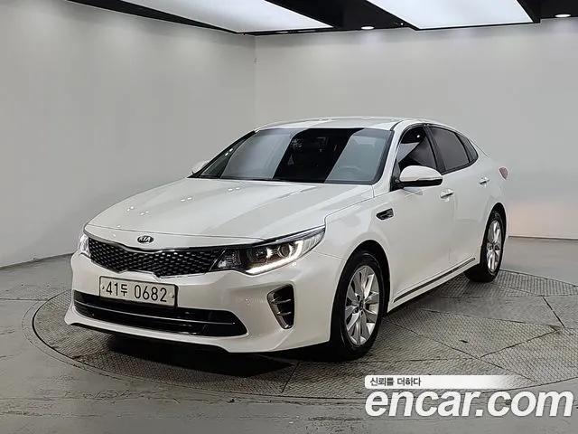 Kia K5 2016 — photo 1