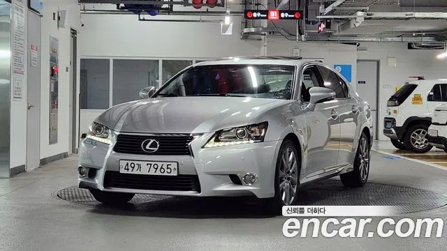 Lexus GS 2013 — photo 1