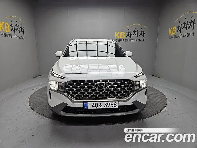 Hyundai Santafe 2023 — photo 1