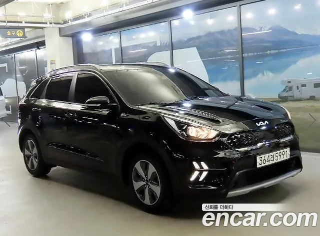 Kia Niro 2022 — photo 1