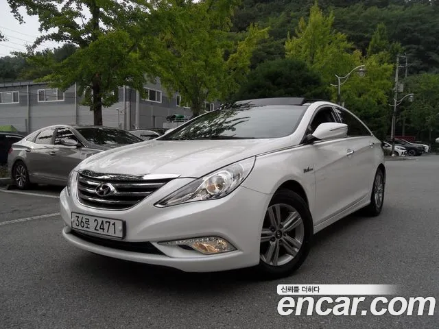 Hyundai Sonata 2013 — photo 1