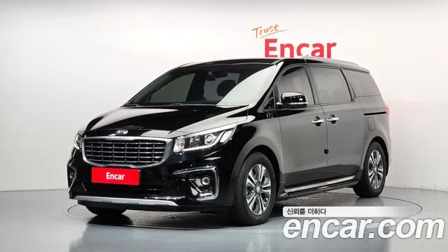 Kia Canival 2020 — photo 1
