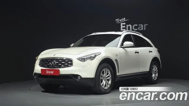 Infiniti FX 2010 — photo 1