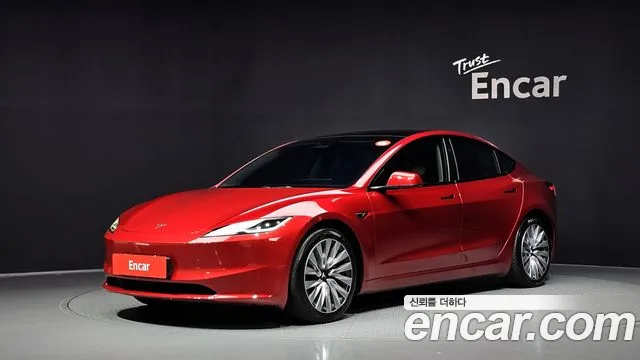 Tesla Model 3 2024 — photo 1