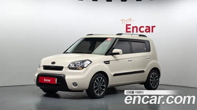 Kia Soul 2010 — photo 1