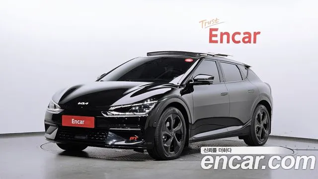 Kia EV6 2022 — photo 1