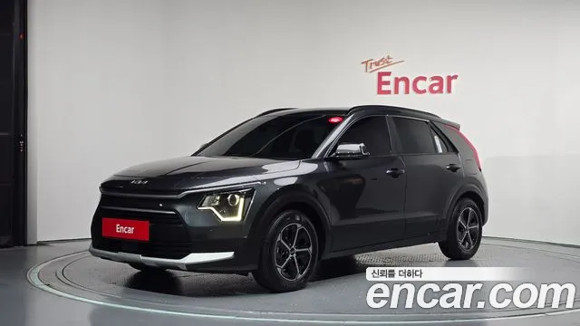 Kia Niro 2024 — photo 1