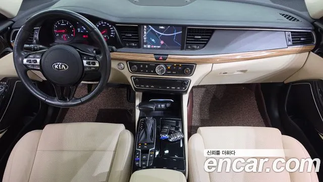 Kia K7 2016 — photo 1