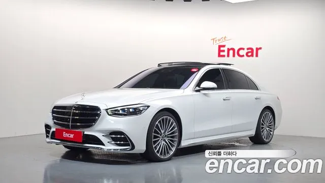 Mercedes-Benz S-Class 2025 — photo 1