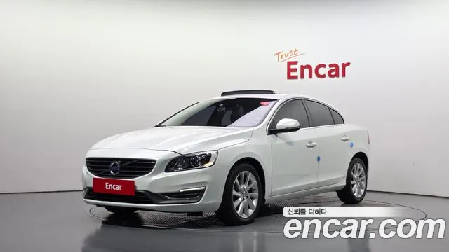 Volvo S60 2014 — photo 1