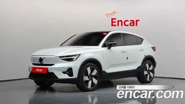 Volvo C40 2023 — photo 1