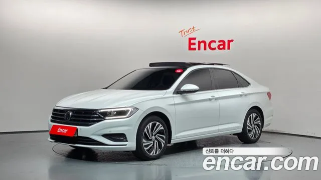 Volkswagen Jetta 2021 — photo 1