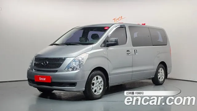 Hyundai Starex 2014 — photo 1