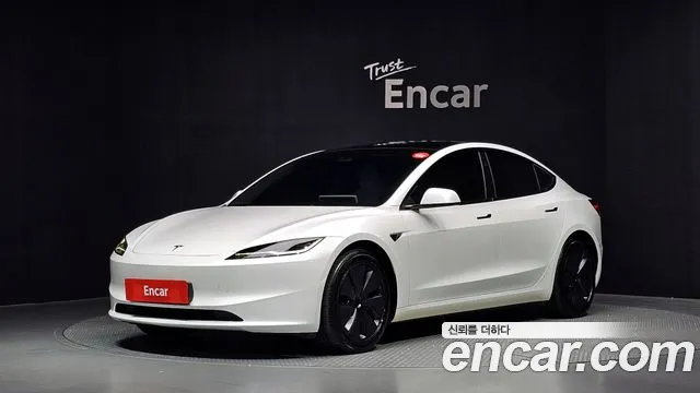 Tesla Model 3 2024 — photo 1
