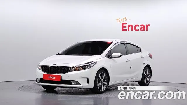 Kia K3 2017 — photo 1