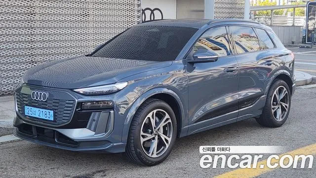 Audi Q6 e-tron 2026 — photo 1