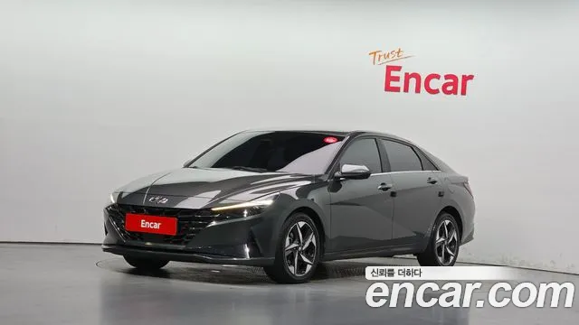 Hyundai AVANTE 2022 — photo 1