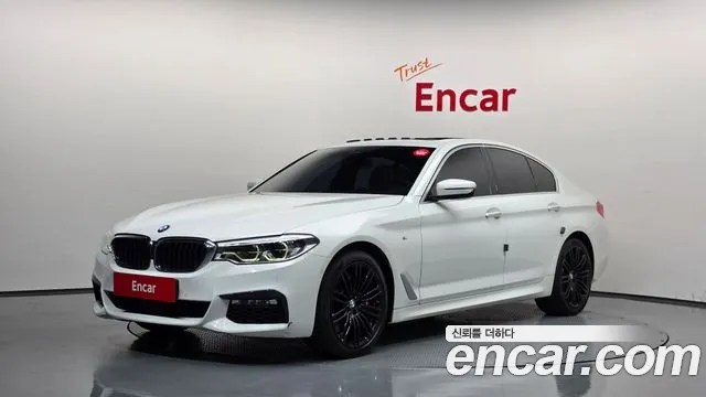 BMW 5-Series 2018 — photo 1