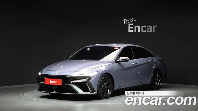 Hyundai AVANTE 2025 — photo 1