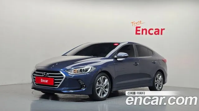 Hyundai AVANTE 2018 — photo 1