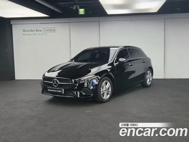 Mercedes-Benz A-Class 2026 — photo 1