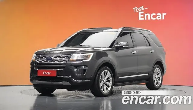 Ford Explorer 2019 — photo 1