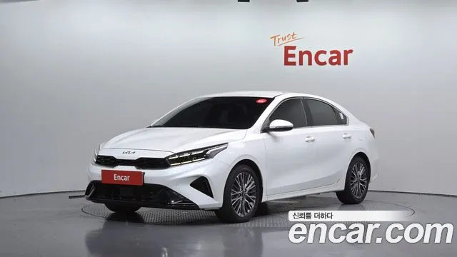 Kia K3 2022 — photo 1