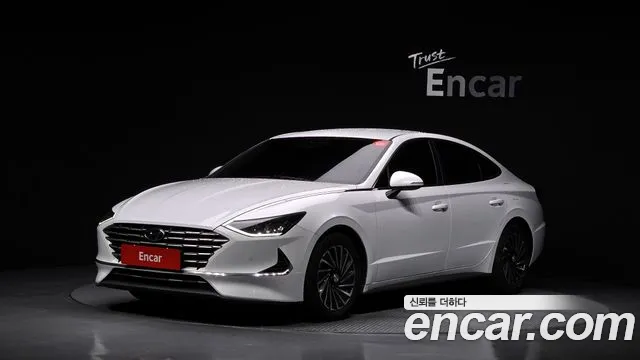 Hyundai Sonata 2023 — photo 1