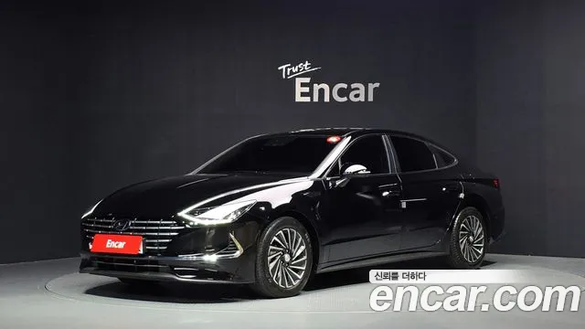 Hyundai Sonata 2023 — photo 1