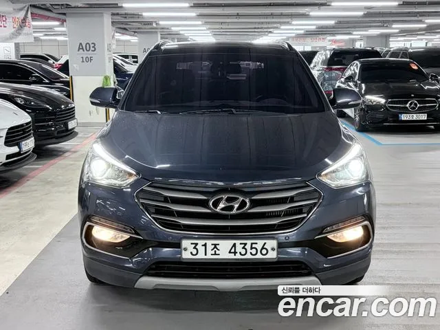 Hyundai Santafe 2018 — photo 1