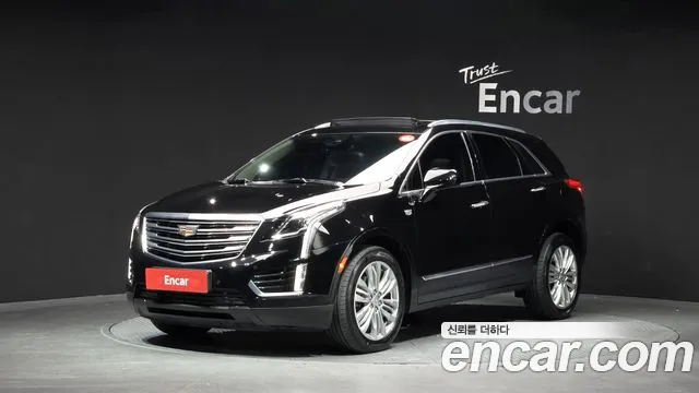 Cadillac XT5 2018 — photo 1