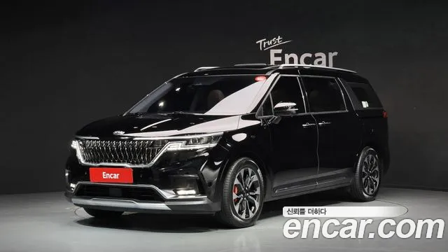 Kia Canival 2021 — photo 1