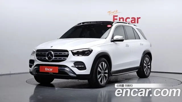 Mercedes-Benz GLE-Class 2023 — photo 1