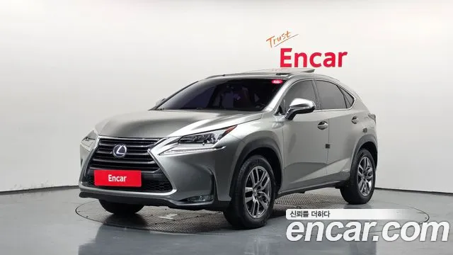 Lexus NX 2017 — photo 1