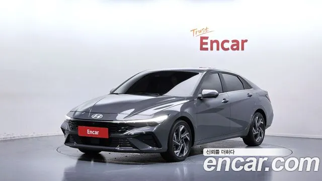 Hyundai AVANTE 2024 — photo 1