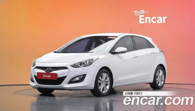 Hyundai i30 2014 — photo 1