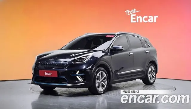 Kia Niro 2019 — photo 1