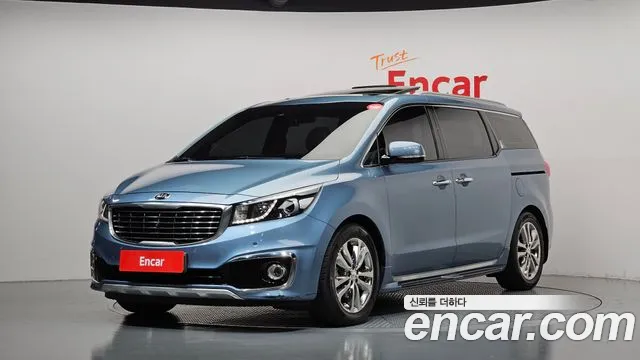 Kia Canival 2016 — photo 1