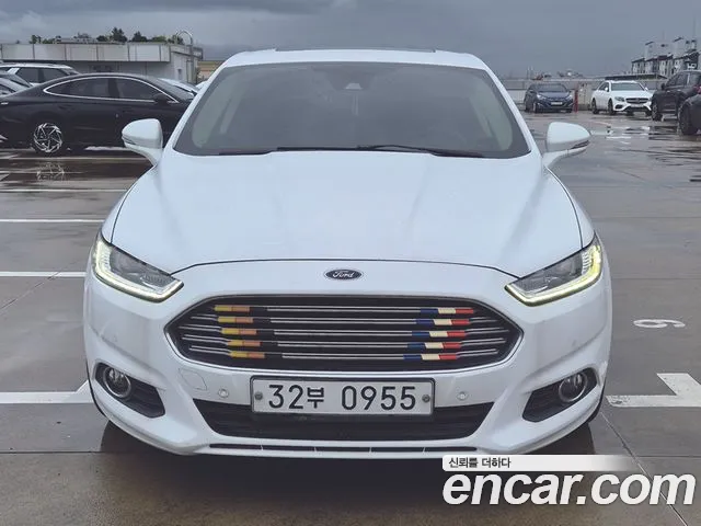 Ford Mondeo 2015 — photo 1