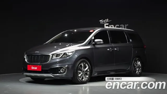 Kia Canival 2015 — photo 1