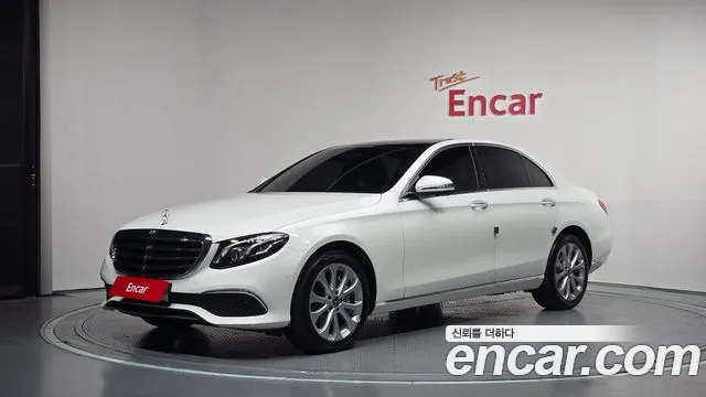 Mercedes-Benz E-Class 2019 — photo 1